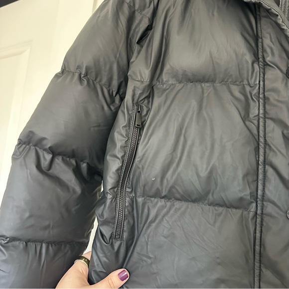 BCBGeneration (M) BCBG Black Matte Classic Quilted Puffer Winter Coat with Hood - Picture 6 of 13
